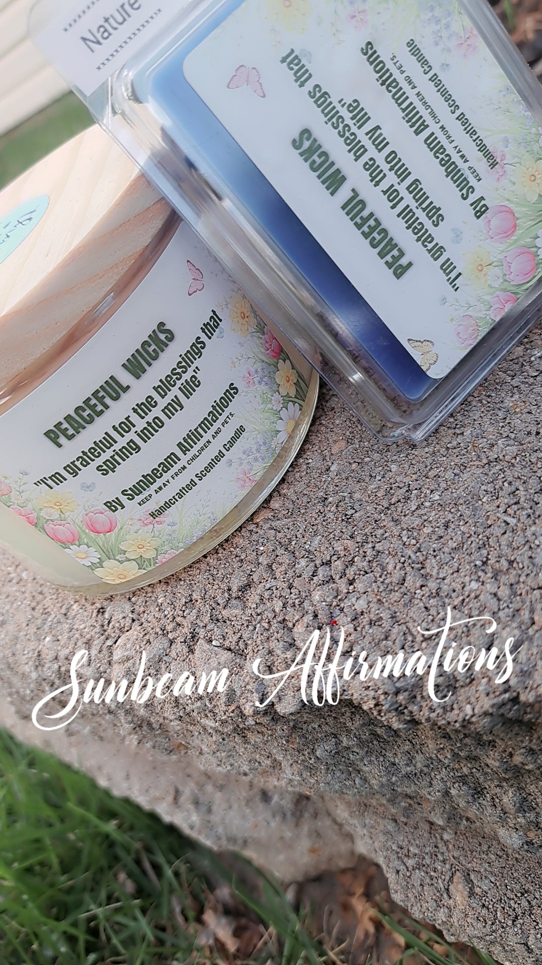 Peaceful Three Wick Affirmation Candle "I'M GRATEFUL FOR THE BLESSINGS THAT SPRING INTO MY LIFE"